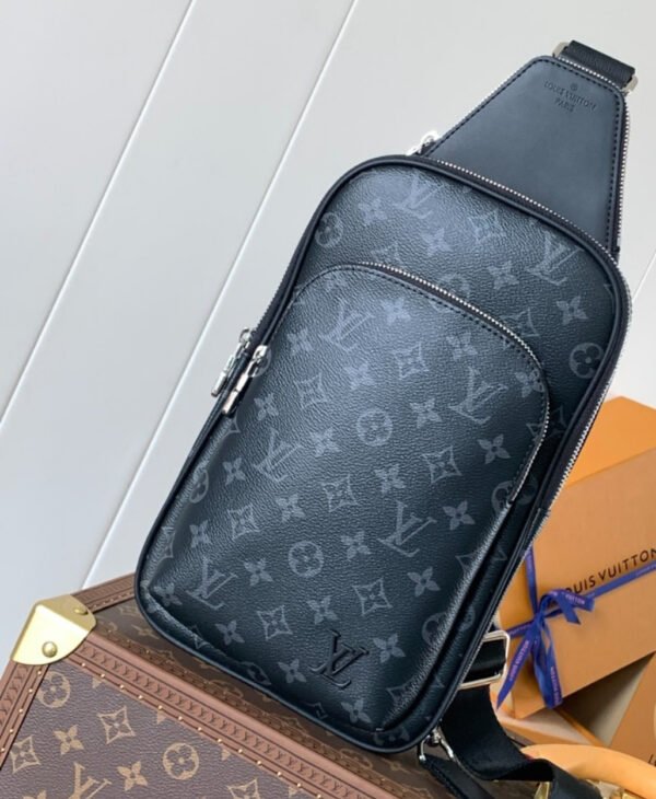 LV Avenue Slingbag
