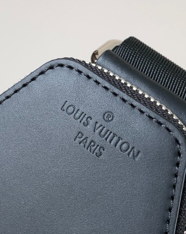 LV Avenue Slingbag - Image 9